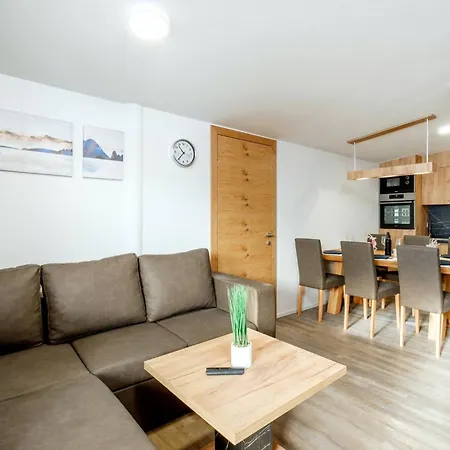 Maiskogelblick Apartament *