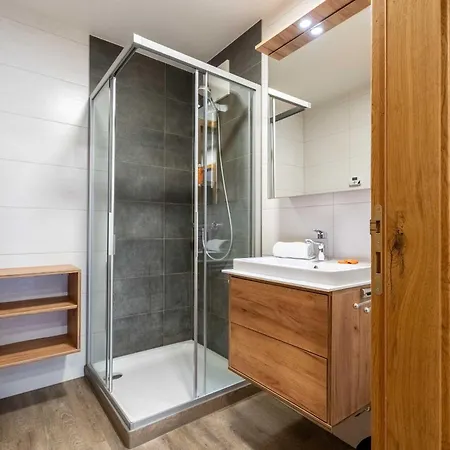Maiskogelblick By We Rent *