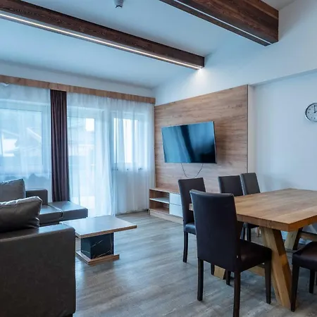 Maiskogelblick By We Rent